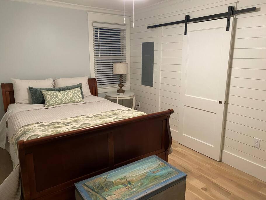 Walk To Bay Street And Historic Downtown Beaufort! Close To Parris Island Mcrd!! מראה חיצוני תמונה