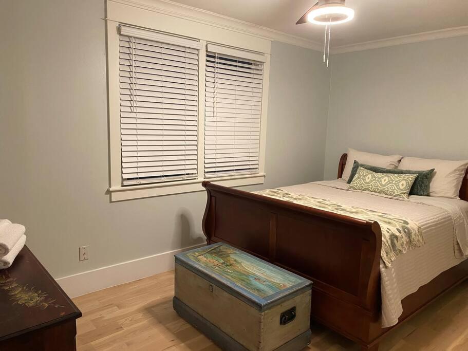 Walk To Bay Street And Historic Downtown Beaufort! Close To Parris Island Mcrd!! מראה חיצוני תמונה